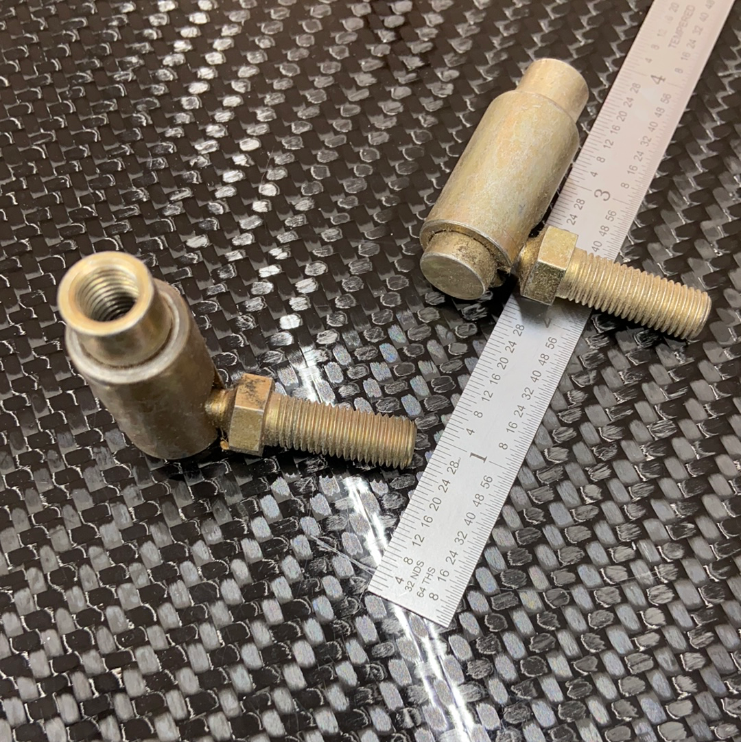 Control cable end swivel, quick disconnect ball joint stainless