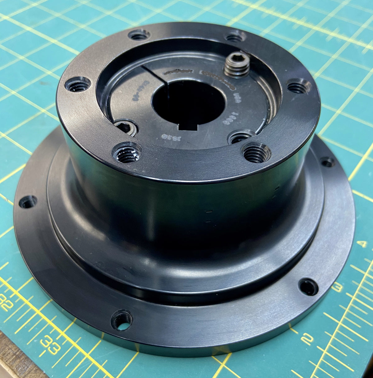 Propeller mount/ timing pulley hub with bushing