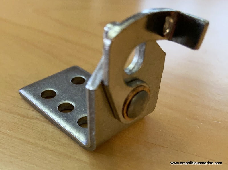 Control cable mount, quick disconnect stainless